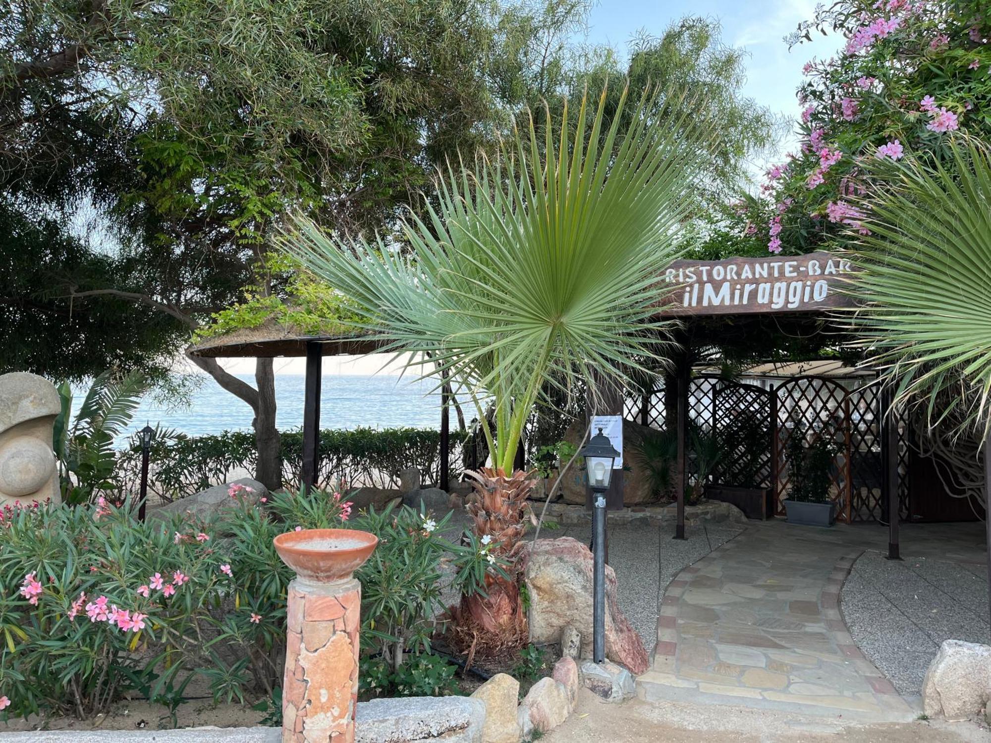 Tuffarsi Nel Paradiso Villasimius Exterior foto
